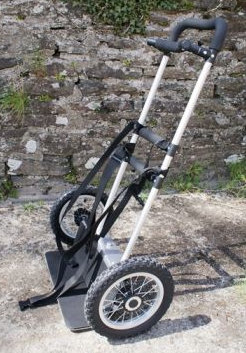 Teifi Harps社ハープ・専用ハープカート